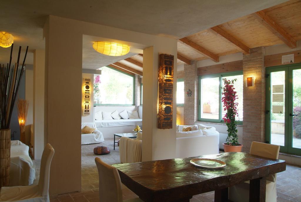 Le Torracce Agriturismo Olistico Valfabbrica Bagian luar foto