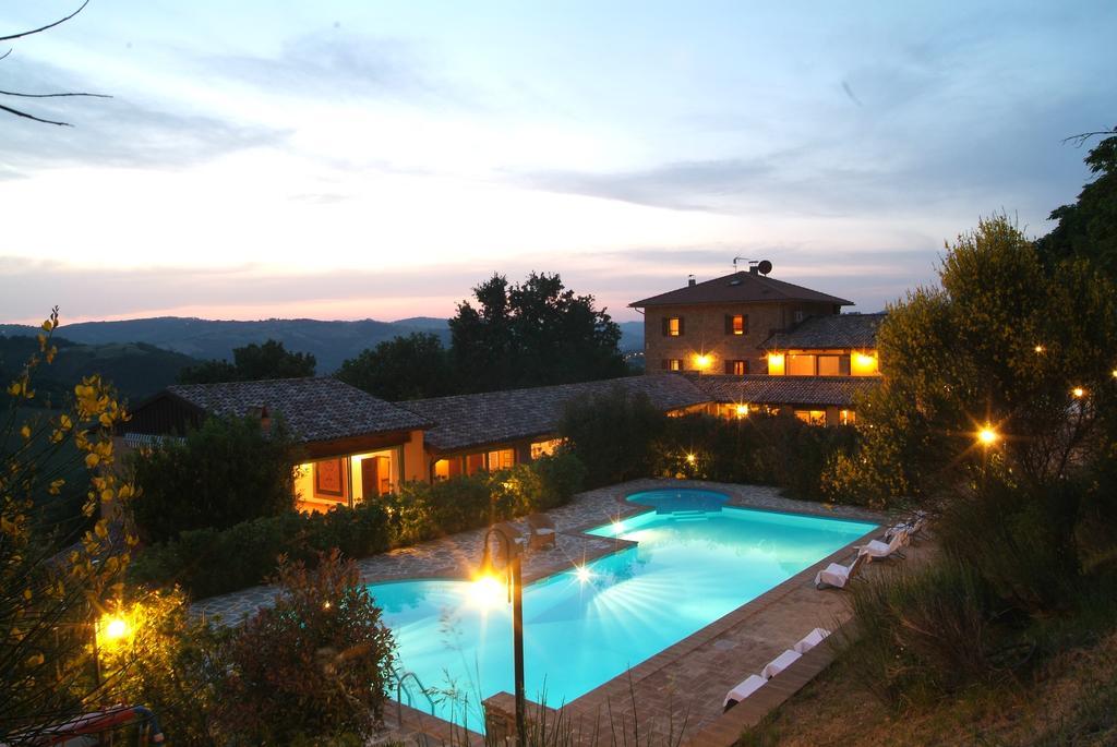 Le Torracce Agriturismo Olistico Valfabbrica Bagian luar foto