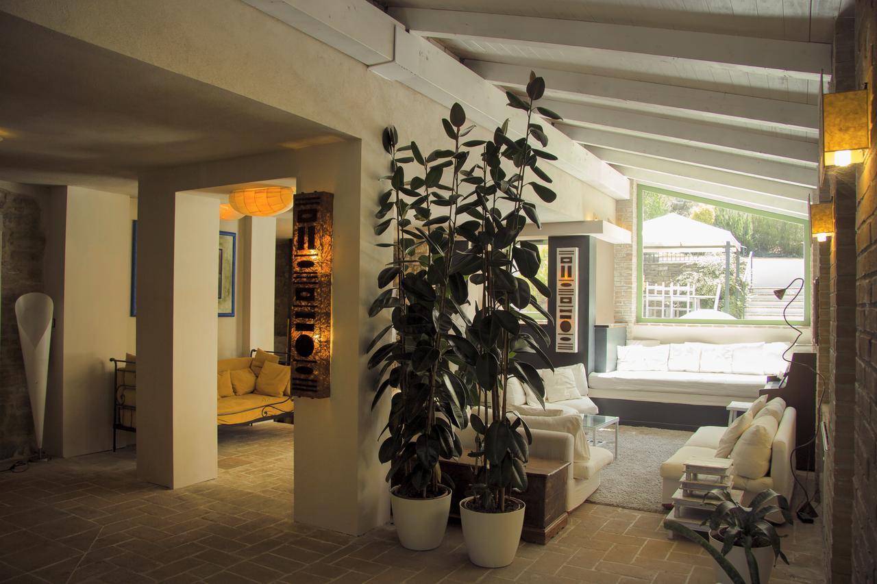 Le Torracce Agriturismo Olistico Valfabbrica Bagian luar foto